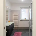 Διαμέρισμα Binny's House *
