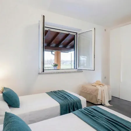 Binny's House Apartment