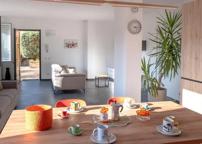 Binny's House Apartment *