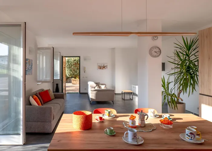 Binny's House Apartment