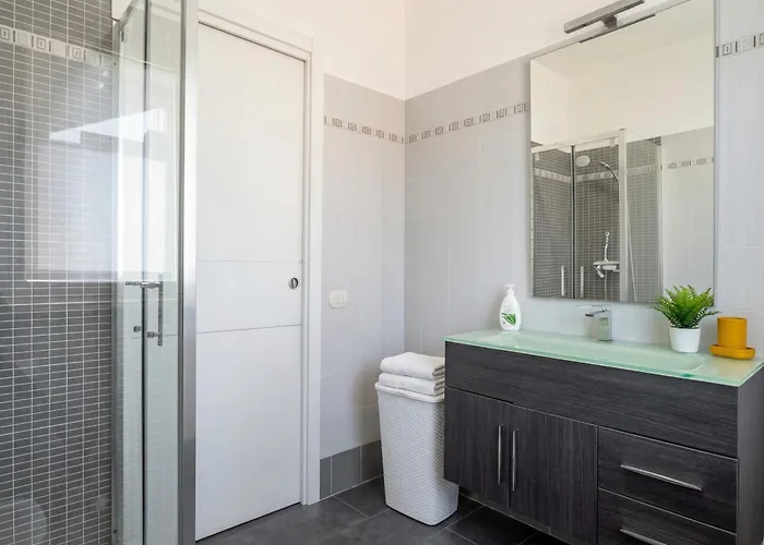 Binny's House Apartment